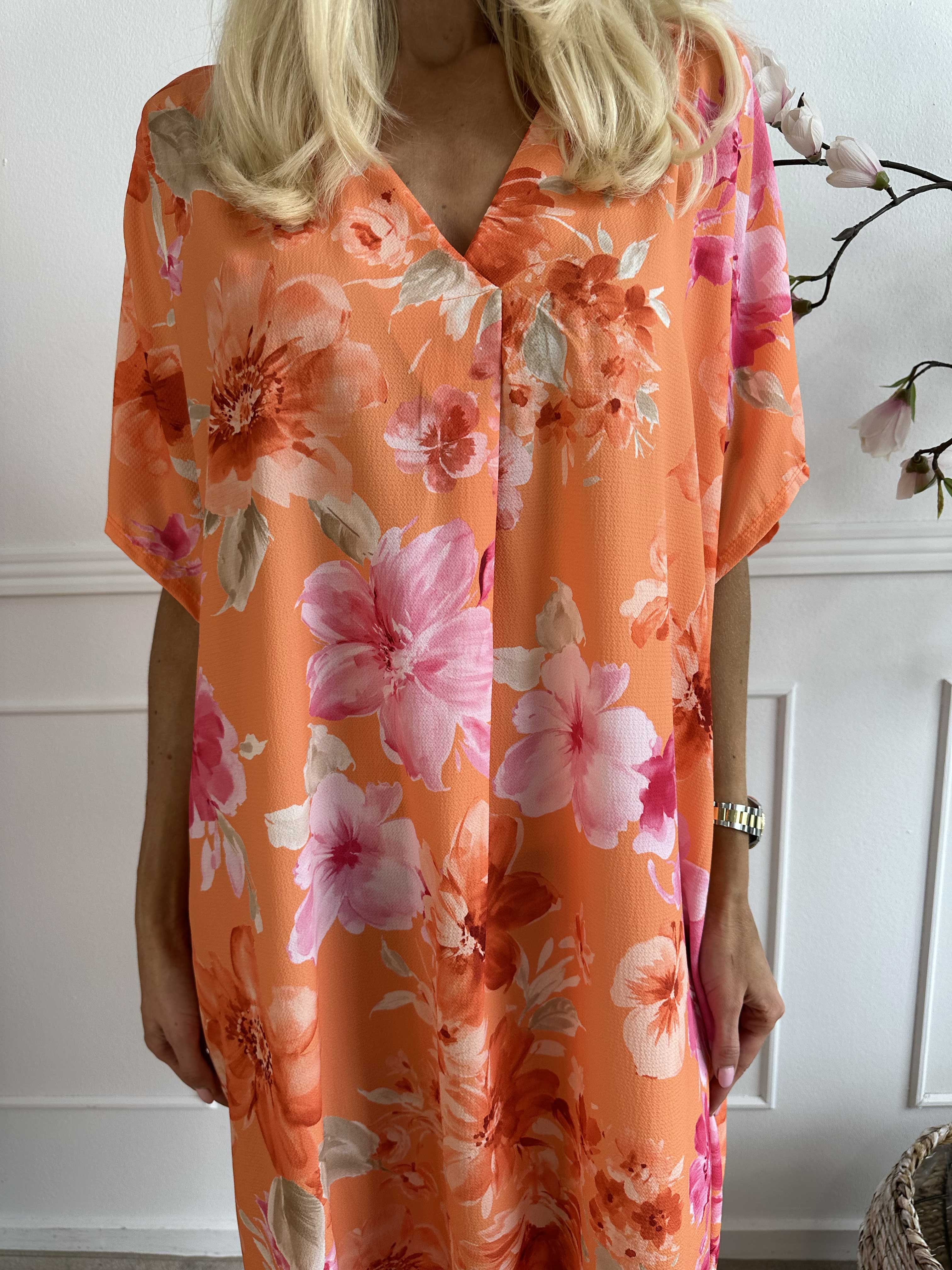 Mallie - Skjortekjole med blomsterprint med v-udskæring